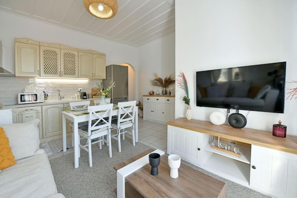 Olivo II Luxury Apartment Hydra  Exterior photo