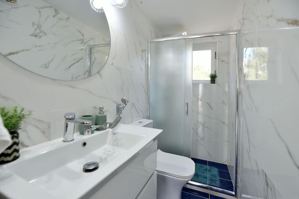 Olivo II Luxury Apartment Hydra  Exterior photo